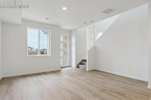 2489 Vanhoutte View