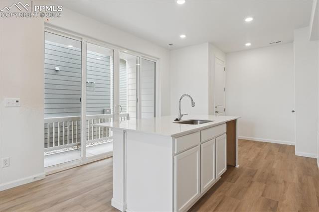 2489 Vanhoutte View
