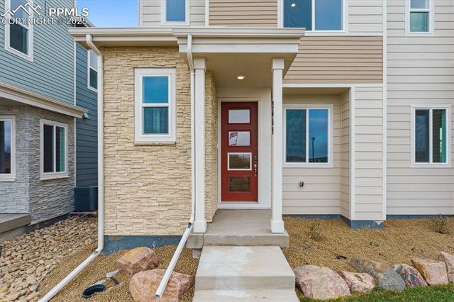 2489 Vanhoutte View