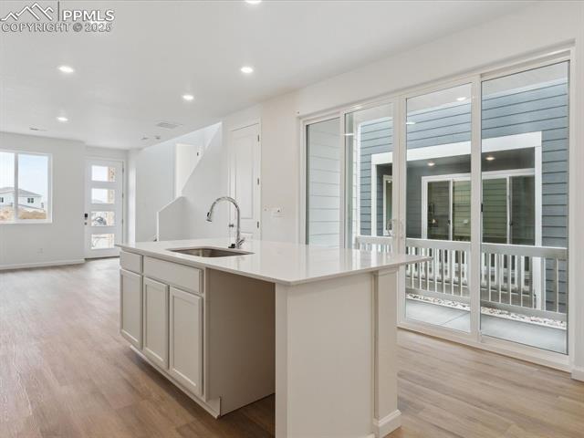 2489 Vanhoutte View