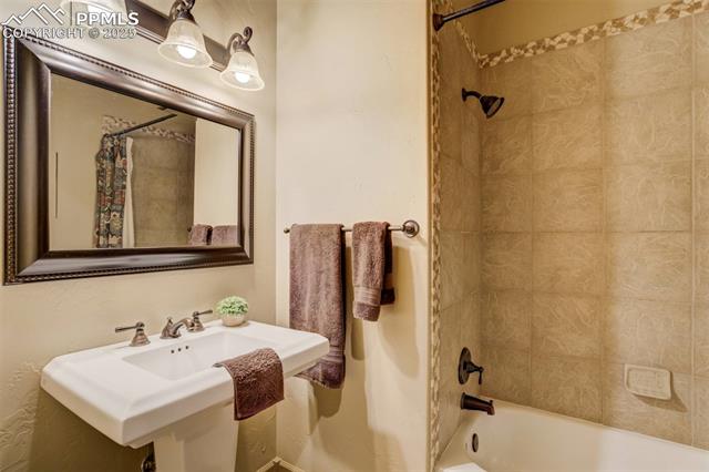 14954 Snowy Pine Point