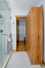 870 Point Of The Pines Drive