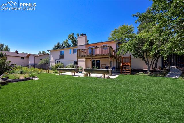 870 Point Of The Pines Drive