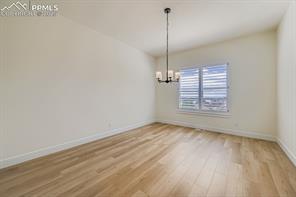 3425 Crest Hollow View