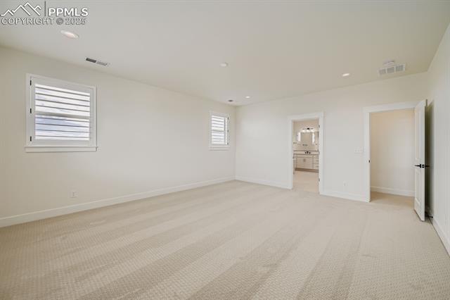 3425 Crest Hollow View