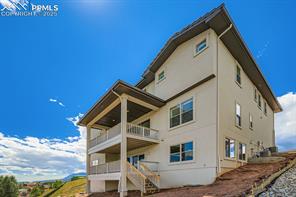 3425 Crest Hollow View