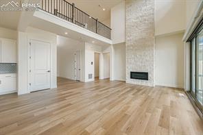 3425 Crest Hollow View
