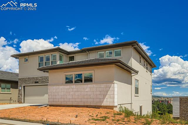 3425 Crest Hollow View