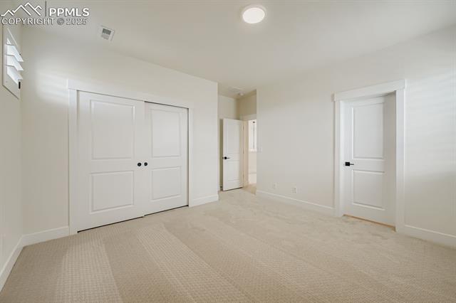 3425 Crest Hollow View