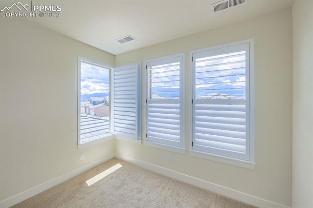 3425 Crest Hollow View