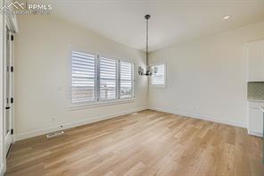 3425 Crest Hollow View