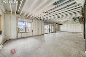 3425 Crest Hollow View
