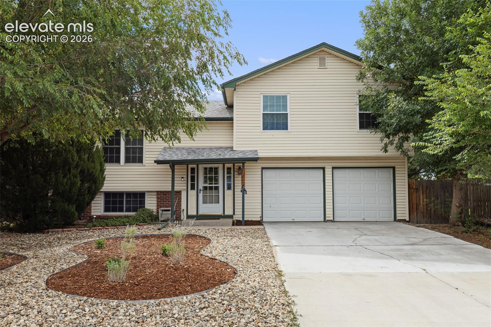 7647 Stampede Drive