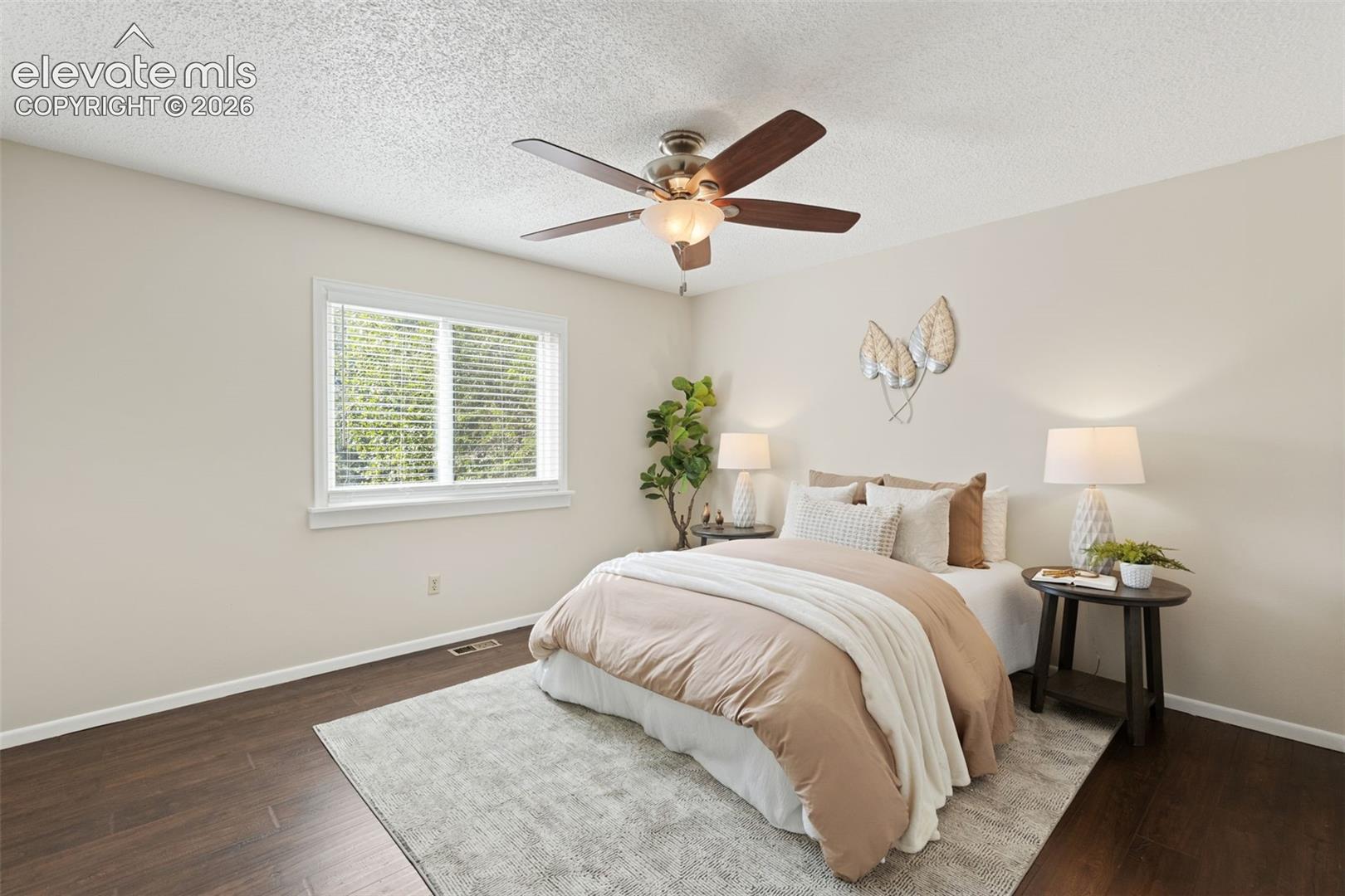 7647 Stampede Drive