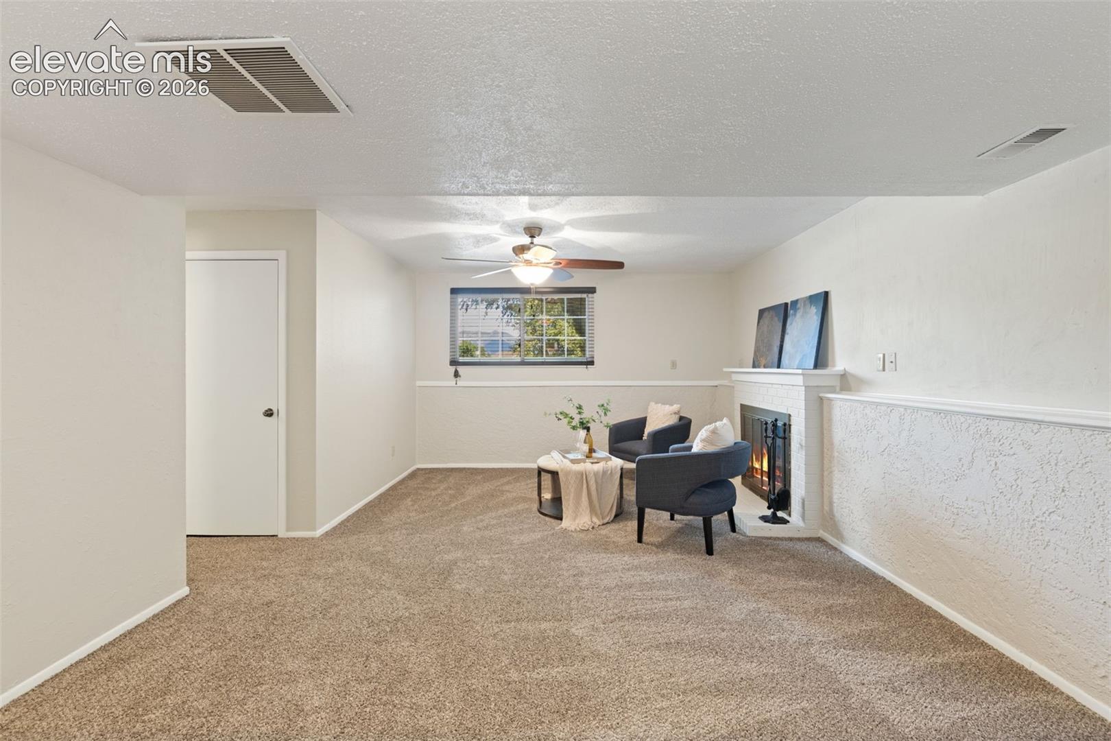 7647 Stampede Drive