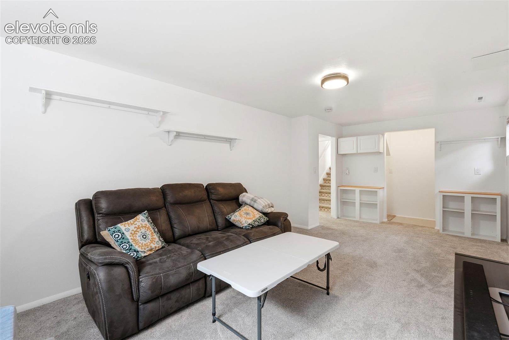 2718 Penacho Circle