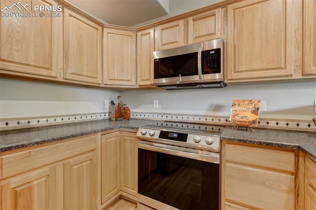 2723 Avalanche Heights