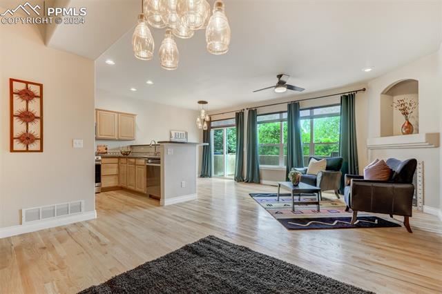 2723 Avalanche Heights