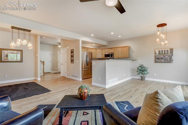 2723 Avalanche Heights