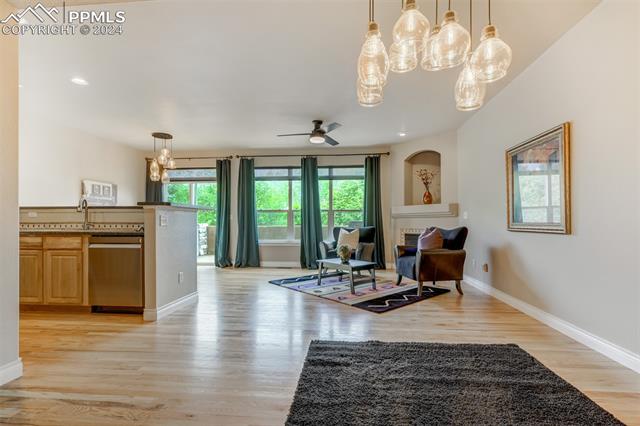 2723 Avalanche Heights