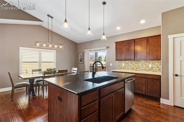 1594 Gold Hill Mesa Drive