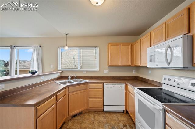 10460 Deer Meadow Circle