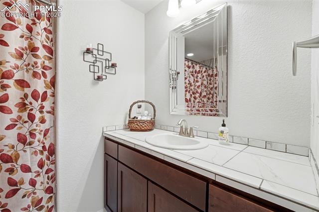 13910 Paradise Villas Grove