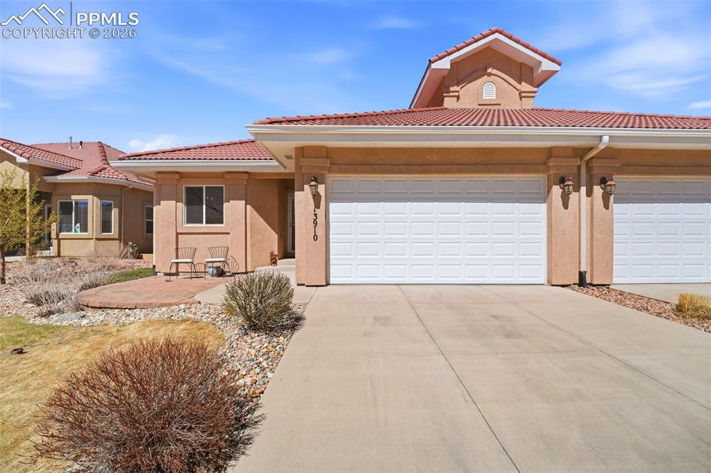 13910 Paradise Villas Grove