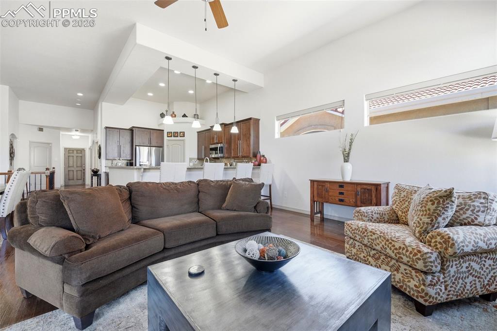 13910 Paradise Villas Grove