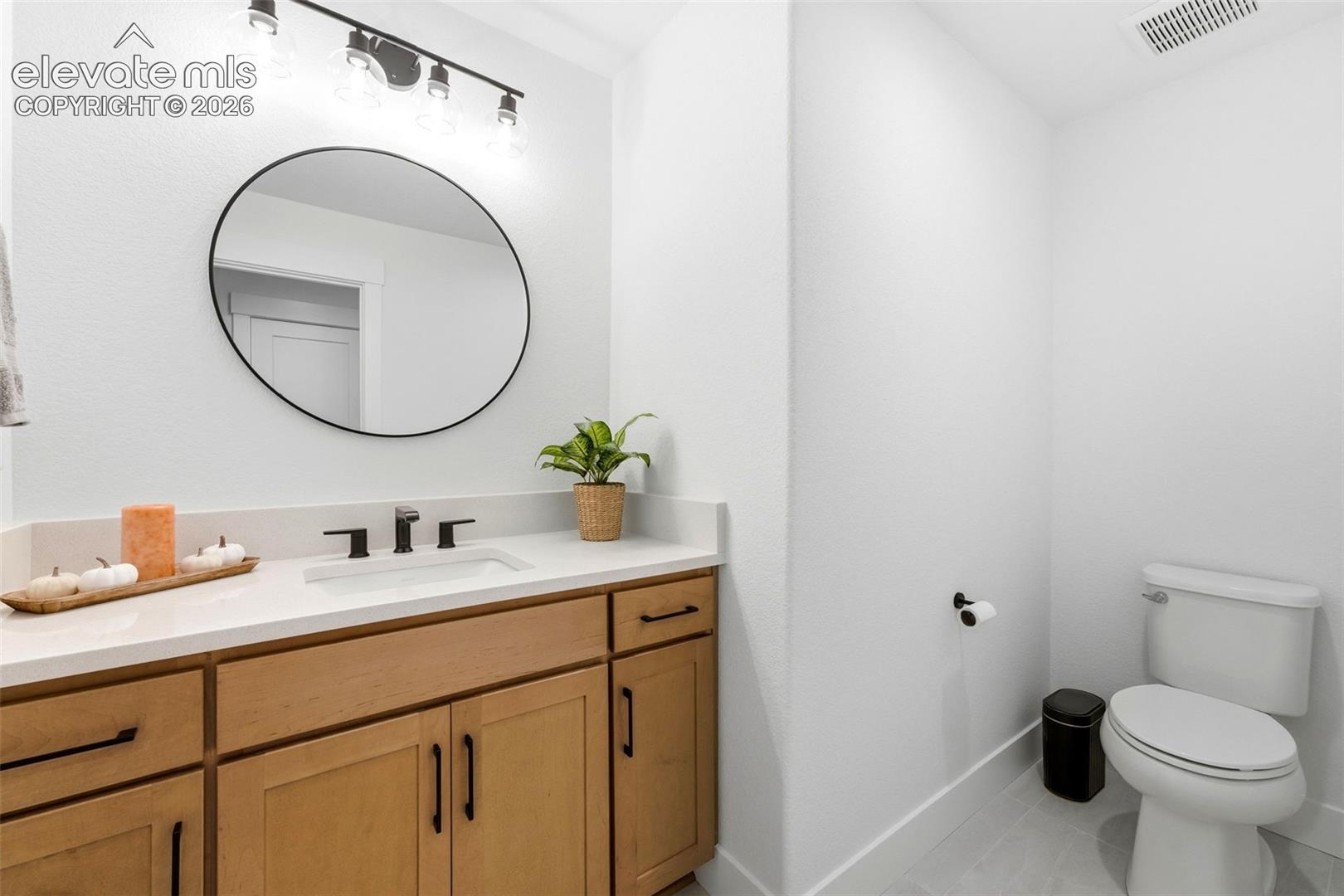 3414 Crest Hollow View