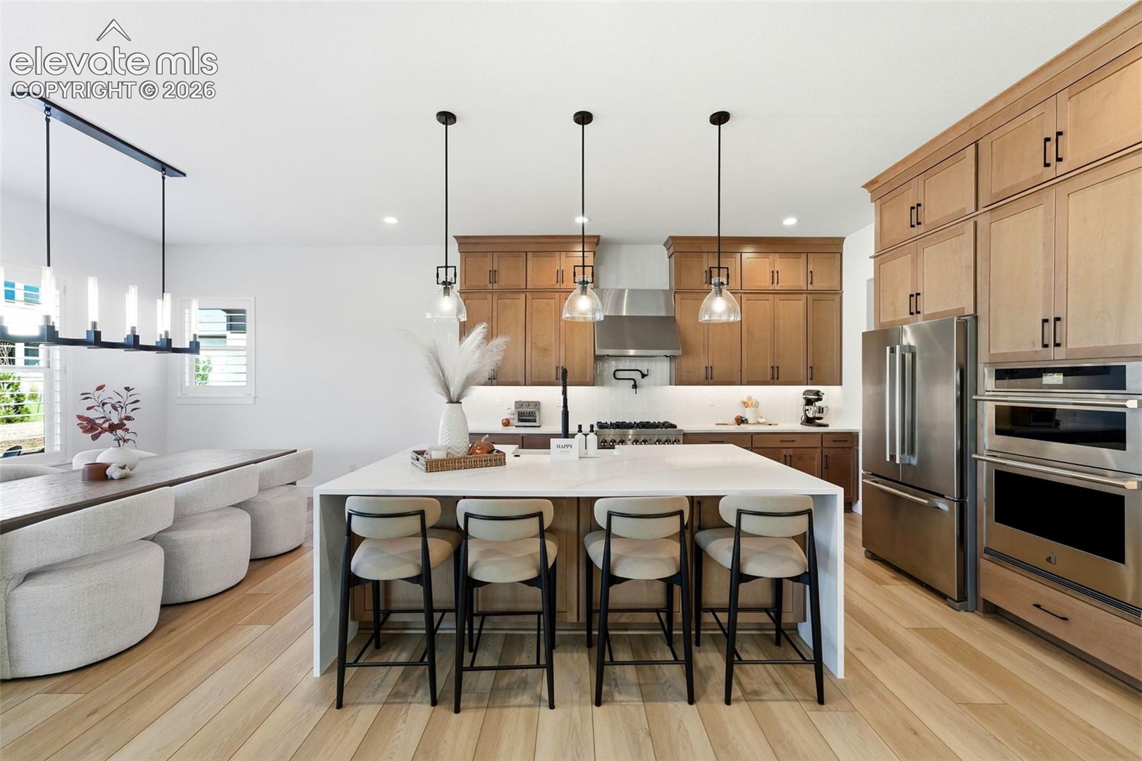 3414 Crest Hollow View