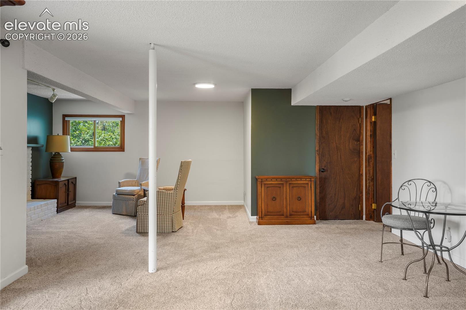 1977 Brookdale Drive