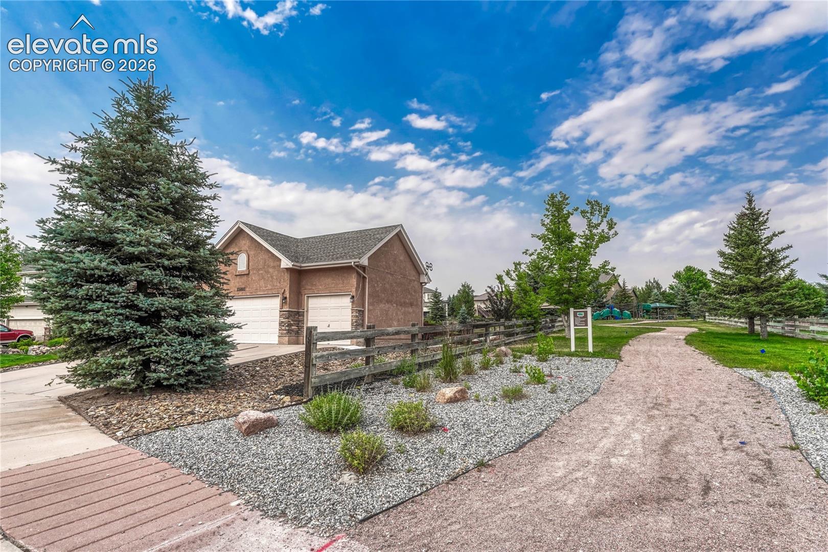 15805 Dawson Creek Drive