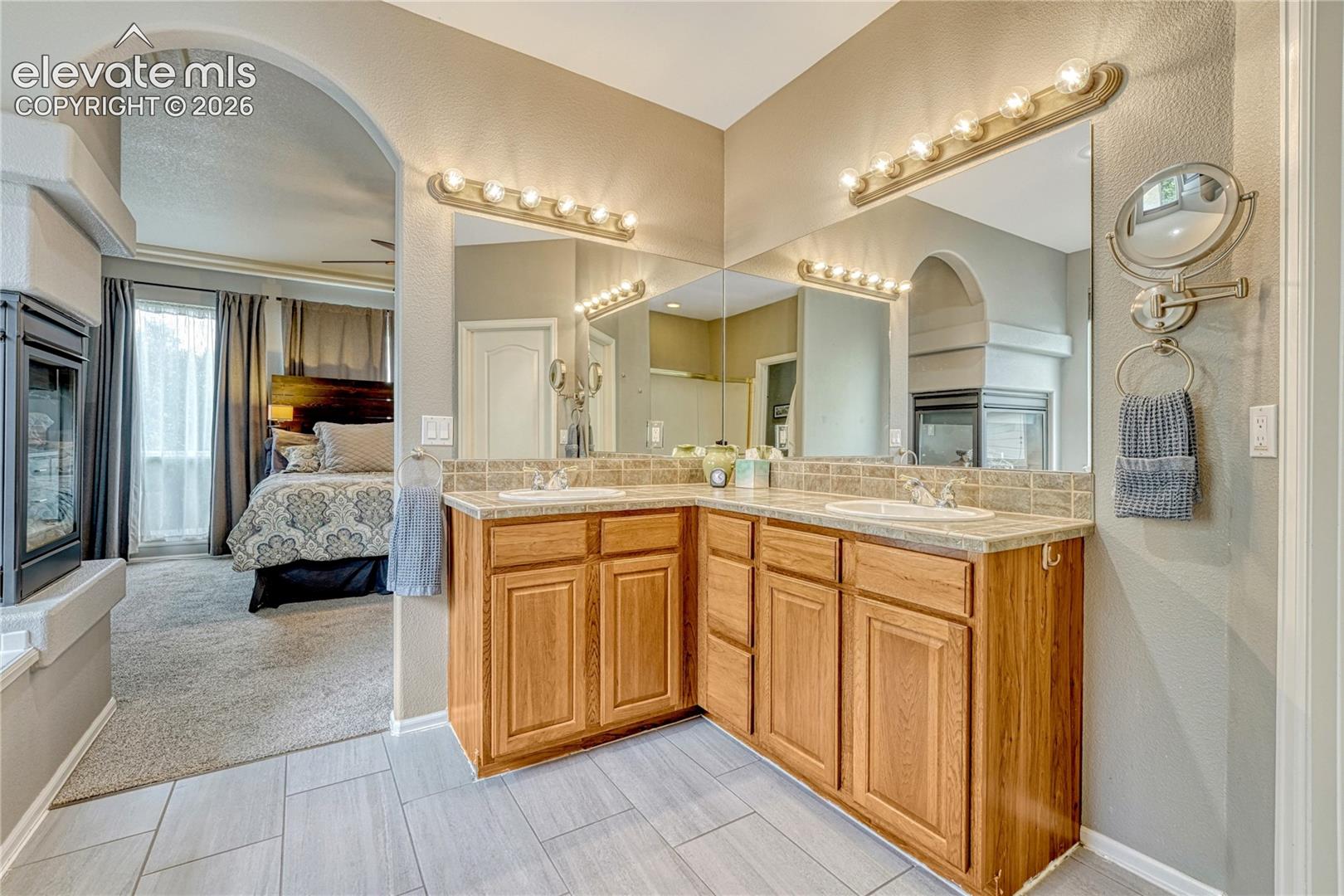 15805 Dawson Creek Drive