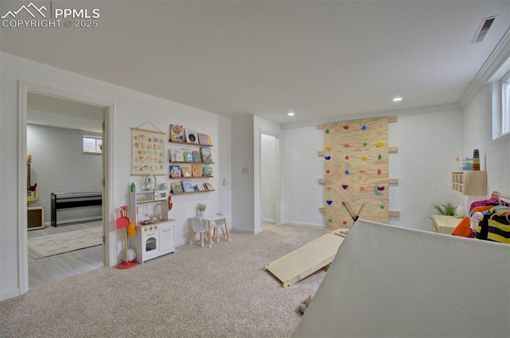 4310 Friar Lane