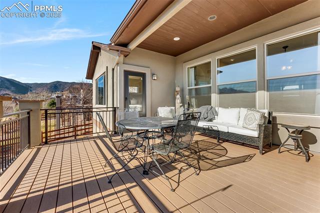 2957 Lakefront Drive