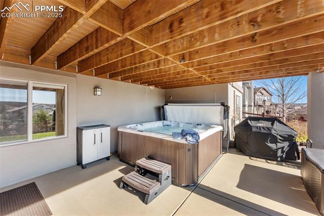 2957 Lakefront Drive