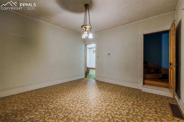 134 E Brookside Street