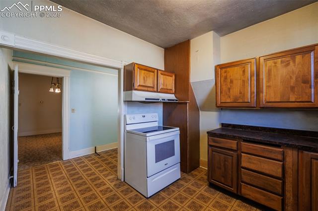 134 E Brookside Street