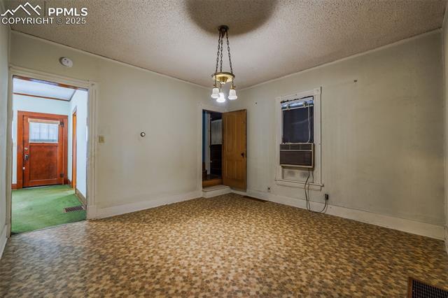 134 E Brookside Street