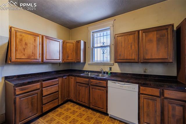 134 E Brookside Street