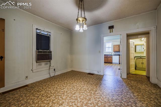 134 E Brookside Street