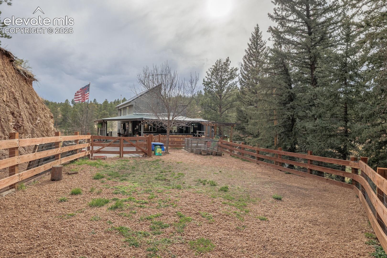 15895 Pine Lake Drive
