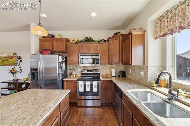 7670 Matchlock Heights