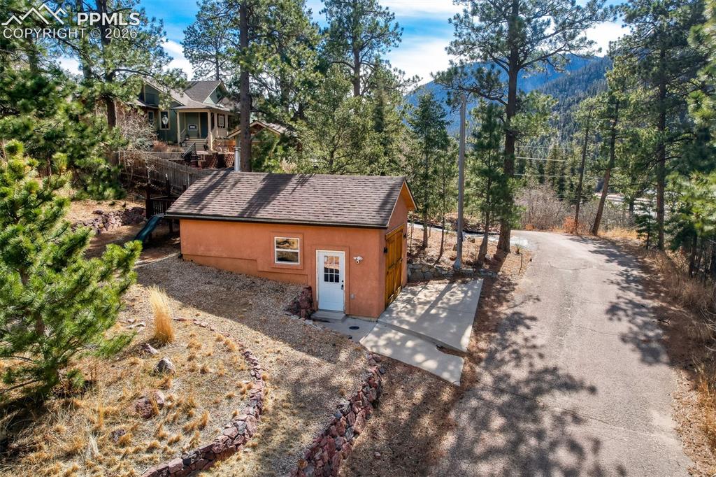 4519 Edwards Place