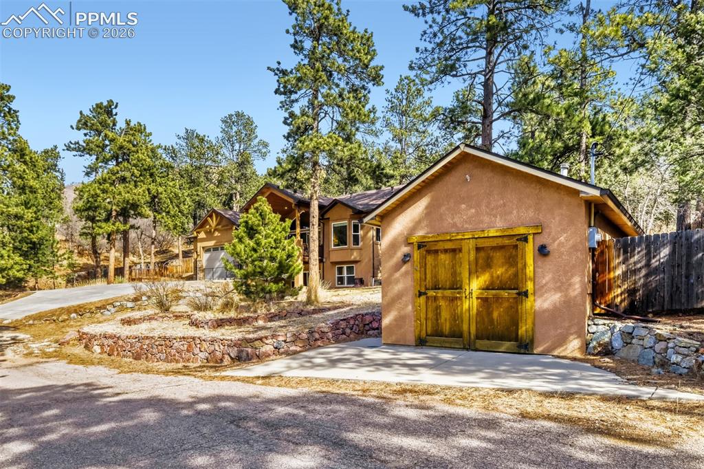 4519 Edwards Place