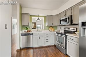 416 W Rockrimmon Boulevard D