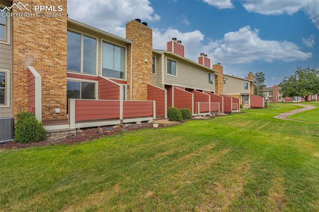 416 W Rockrimmon Boulevard D