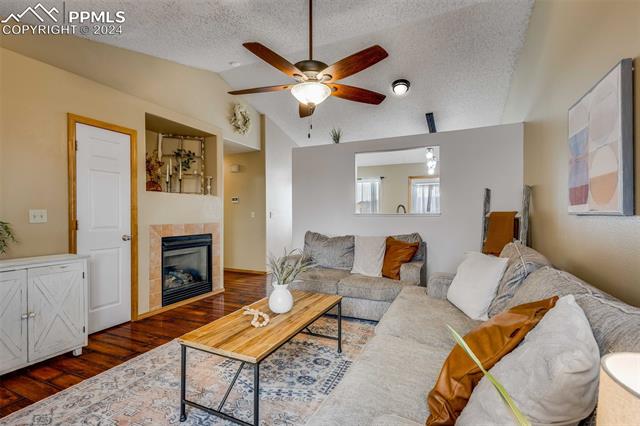 1835 Sage Grouse Lane