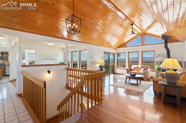 10170 TOMAHAWK Trail